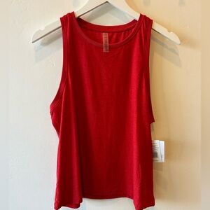 Beyond yoga space dye  tank, ruby red NWT size M